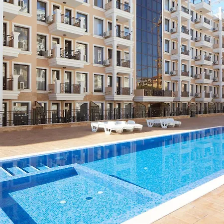 Polarstar Beach Premium Meeresblick شقة